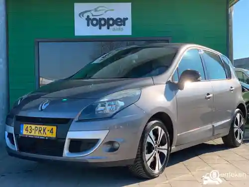 Renault Scénic TCe 130 2011