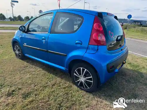 Peugeot 107 1.0 70 2011