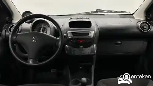 Peugeot 107 1.0 70 2011