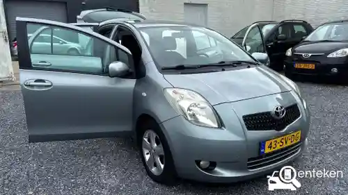 Toyota Yaris 1.3 2006