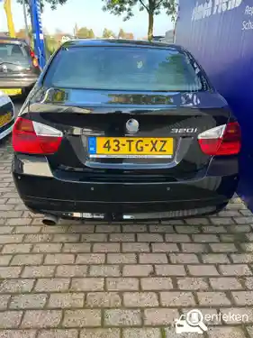 BMW 320i 2006