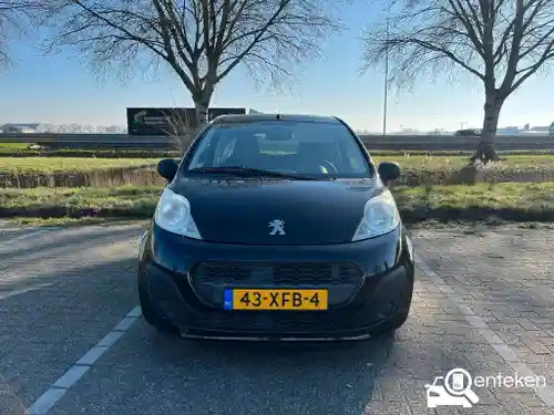 Peugeot 107 1.0 68 2012