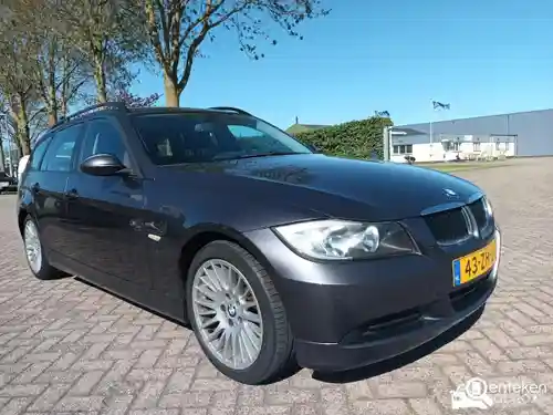 BMW 318i Touring 2008