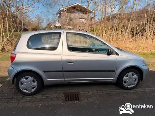 Toyota Yaris 1.3 2001