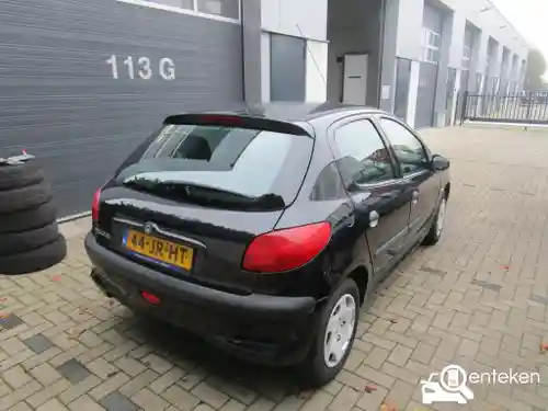Peugeot 206 75 2002