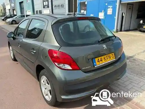 Peugeot 207 95 VTi 2009