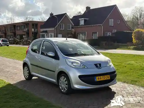 Peugeot 107 1.0 70 2006