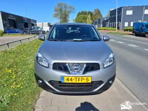 Nissan Qashqai 1.6 2012
