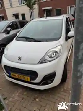 Peugeot 107 1.0 68 2012