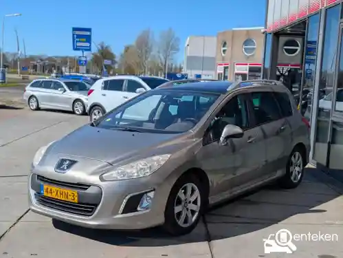 Peugeot 308 SW e-HDi 110 2012