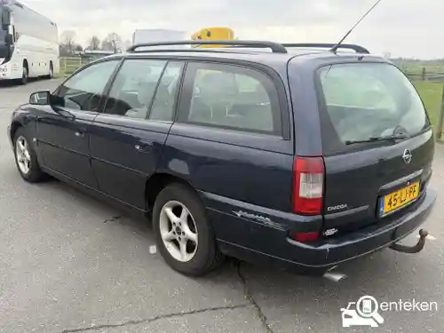 Opel Omega Caravan 2.6 V6 2003
