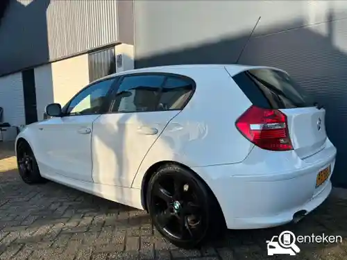 BMW 116i 2011