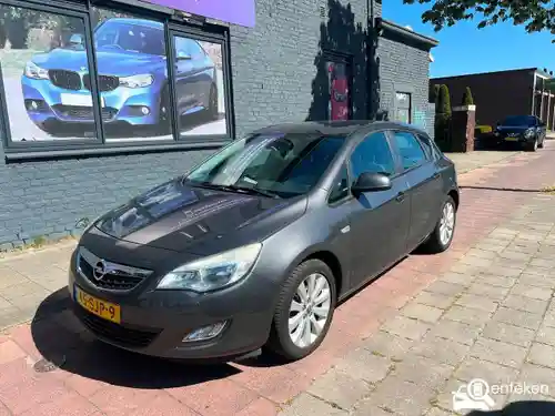 Opel Astra 1.4 Turbo 2011