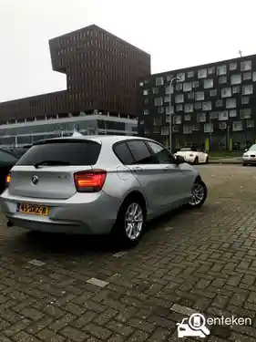 BMW 118i 2011
