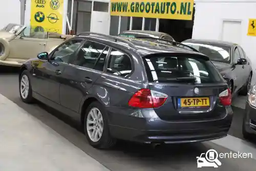 BMW 318i Touring 2007