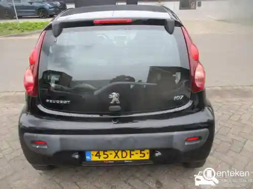 Peugeot 107 1.0 68 2012