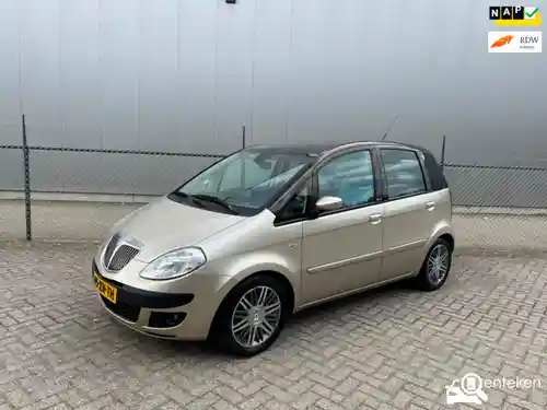 Lancia Musa 1.4 16v 2007
