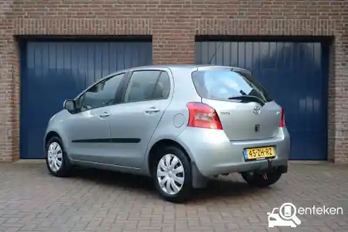 Toyota Yaris 1.3 2008