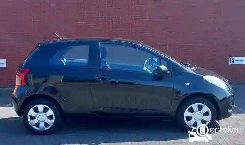 Toyota Yaris 1.3 2008