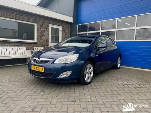 Opel Astra 1.6 2010