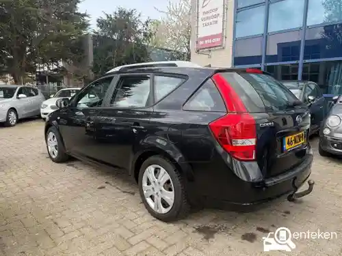 KIA cee´d Sporty Wagon 1.4 ISG 2011