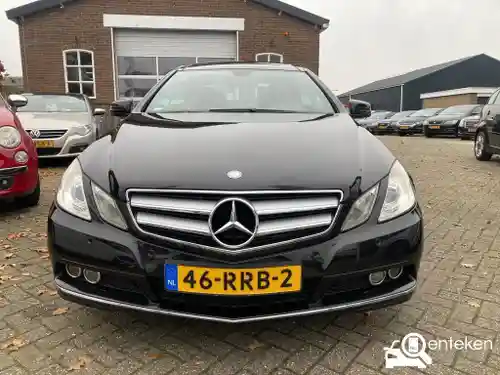 Mercedes-Benz E 200 BlueEFFICIENCY Coupé 2010