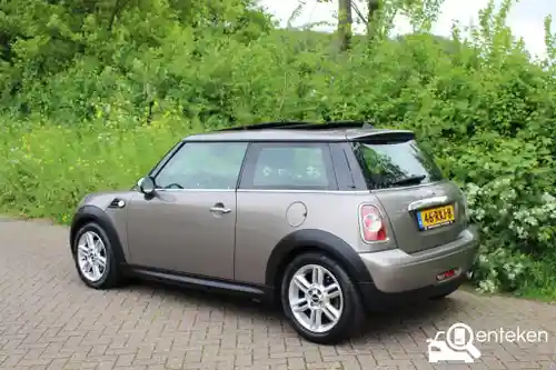 MINI  One malist 2011