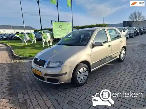 Skoda Fabia Sedan 1.4 16V 2006