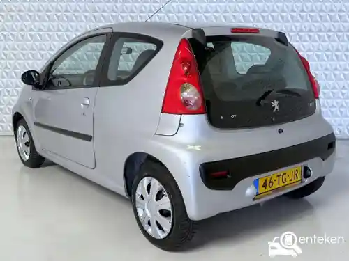 Peugeot 107 1.0 70 2006
