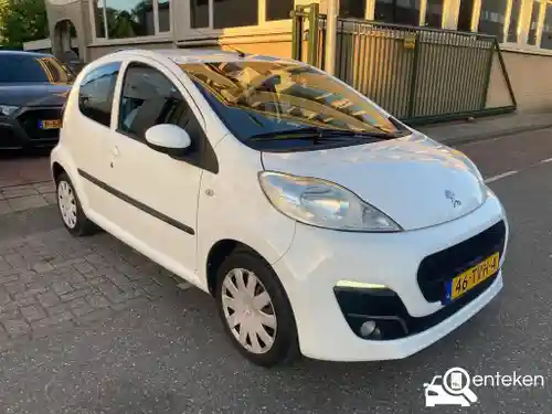 Peugeot 107 1.0 68 2012