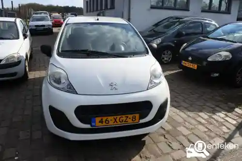Peugeot 107 1.0 68 2012