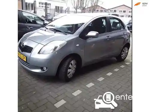 Toyota Yaris 1.3 2008