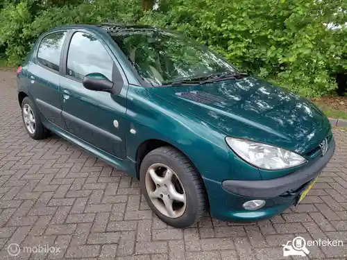 Peugeot 206 1.6 2000