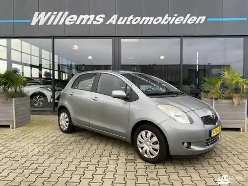Toyota Yaris 1.3 2008