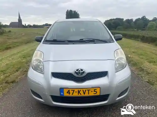 Toyota Yaris 1.0 2010
