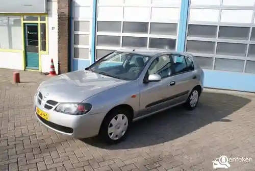 Nissan Almera 1.8 2003