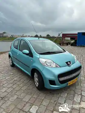 Peugeot 107 1.0 70 2011