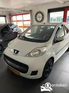 Peugeot 107 1.0 70 2011