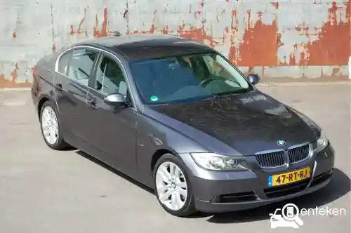 BMW 330i 2005