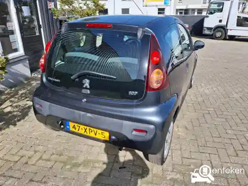 Peugeot 107 1.0 68 2012