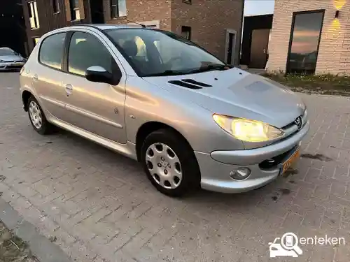 Peugeot 206 75 2008