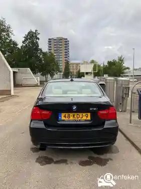 BMW 318i 2009