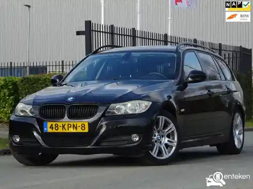 BMW 318i Touring 2010