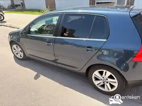 VW Golf 1.6 FSI 2004