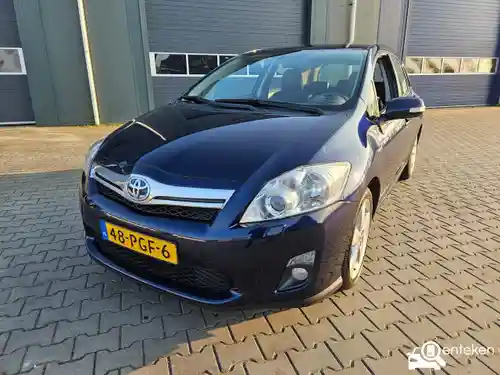 Toyota Auris 1.8 Hybrid 2011