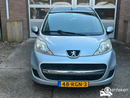 Peugeot 107 1.0 70 2011