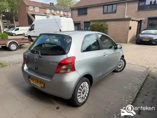 Toyota Yaris 1.3 2006