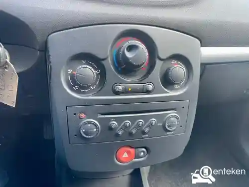 Renault Clio 1.6 16V ESP 2006