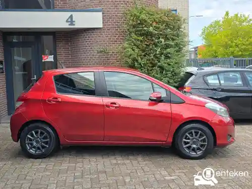 Toyota Yaris 1.0 2012