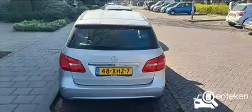 Mercedes-Benz B 180 BlueEFFICIENCY 2012